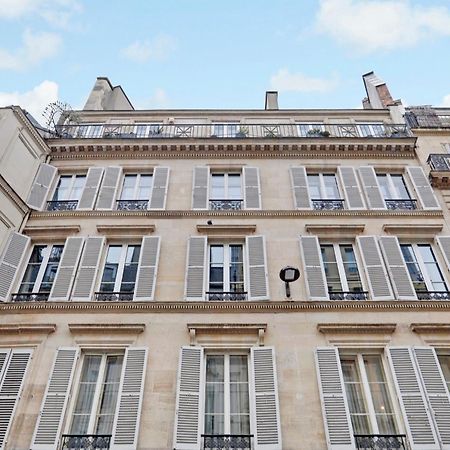 Le Plumassier Du Roi Lägenhet Paris Exteriör bild